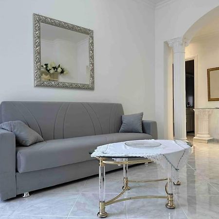 Casa Eleonora: A 5 Min Dal Mare + Free Parking Apartment Ventimiglia Exterior photo